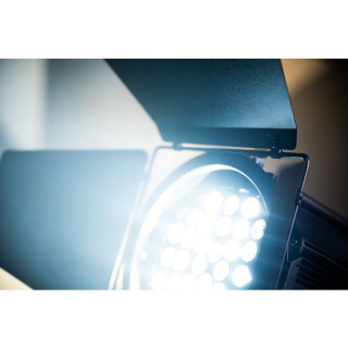 Театральный прожектор Stairville Octagon Theater MKII CW/WW 3W Stairville Octagon Theater MKII CW/WW 3W