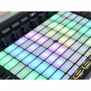 Профессиональная сила АКАИ Набор №461550 AKAI Professional Force Bundle №461550