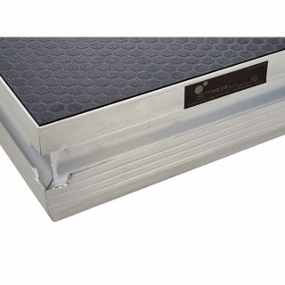 Треугольная платформа Stairville Tour Stage Triangle 2x1m R ODW Stairville Tour Stage Triangle 2x1m R ODW