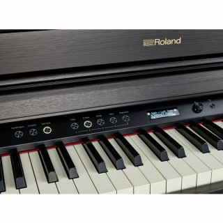 Roland HP-704 CH Roland HP-704 CH