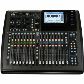 Микшерный пульт Behringer X32 Compact Thon Case Bundle (Комплект)