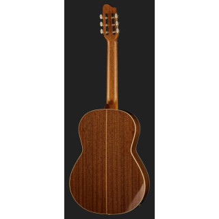 Концерт Година оставил классику Godin Concert Left Classic