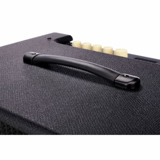 Ступень грохота крыла 800 Fender Rumble Stage 800