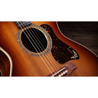 Золотая этикетка Taylor 814e Sunburst Taylor Gold Label 814e Sunburst