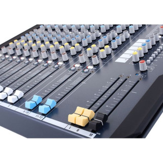 Allen & Heath WZ4 12:2 Allen & Heath WZ4 12:2