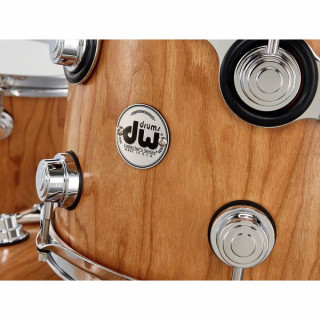 DW Сатиновое масло вишневого цвета с фиолетовой сердцевиной DW Satin Oil Cherry / Purple Core