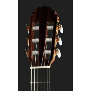 Amalio Burguet 2 м кедр с футляром Amalio Burguet 2M Cedar w/Case