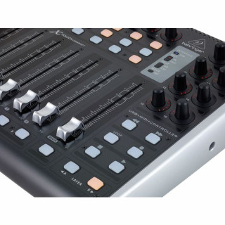 Behringer X-Touch Compact Компактный Behringer X-Touch Compact