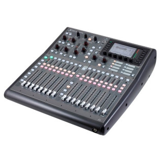 Производитель Behringer X32 Набор №531596 Behringer X32 Producer Bundle №531596