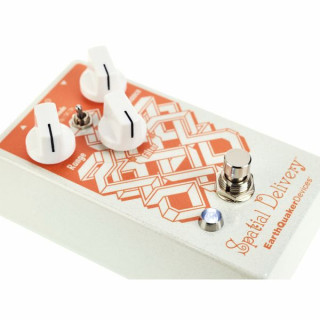 Педаль эффектов EarthQuaker Devices Spatial Delivery V2 EarthQuaker Devices Spatial Delivery V2