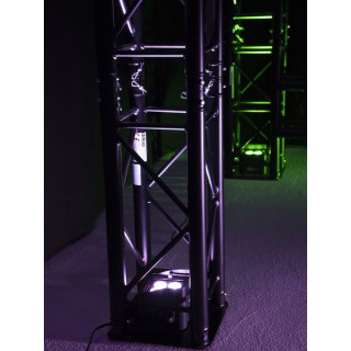 Светильник Eurolite LED TL-4 QCL RGB+UV Trusslight Eurolite LED TL-4 QCL RGB+UV Trusslight
