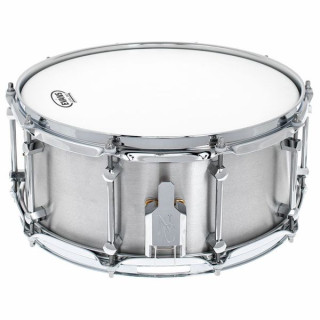 Классическая ловушка из сплава Noble & Cooley 14"x06" Noble & Cooley 14"x06" Alloy Classic Snare