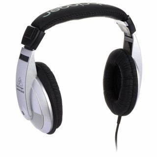 Behringer HPM1000 Behringer HPM1000