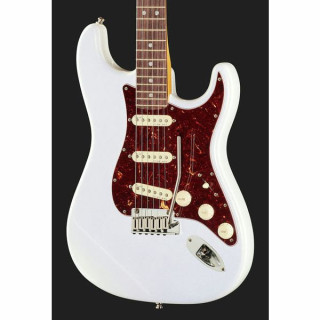 Крыло AM Ultra Strat RW Arctic Pearl Fender AM Ultra Strat RW Arctic Pearl