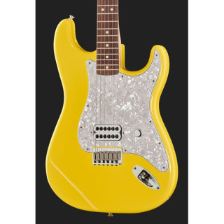 Fender LTD Том Делонг Стратег GY Fender LTD Tom Delonge Strat GY