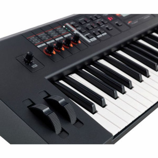 Синтезатор Yamaha MX61 V2 Black Yamaha MX61 V2 Black