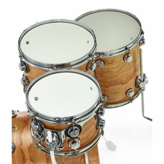 Барабанная установка DW Satin Oil Studio Cherry Gum N. DW Satin Oil Studio Cherry Gum N.