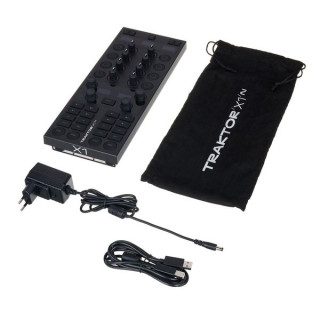 Родные инструменты Traktor X1 MK3 Native Instruments Traktor X1 MK3