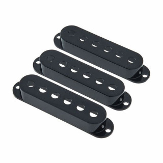 Комплект накладок для крепления подкрылка BK Fender Strat Pickup Cover Set BK