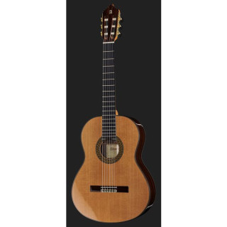 Alhambra 9P с корпусом Alhambra 9P w/Case