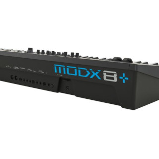 Yamaha MODX8+ Yamaha MODX8+