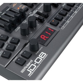 Синтезатор Roland JD-08 Roland JD-08