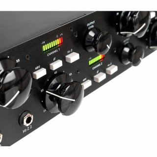 Четырехъядерный микрофонный предусилитель Black Lion Audio B173 Black Lion Audio B173 Quad Mic Preamp