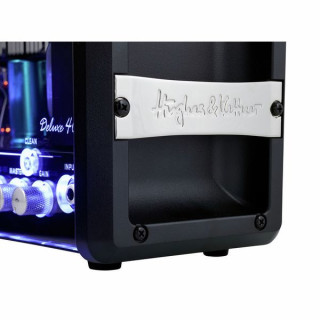 Голова усилителя для электрогитары Hughes&Kettner TubeMeister Deluxe 40 Hughes&Kettner TubeMeister Deluxe 40