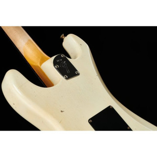 Пережиток постмодернистской стратегии Fender RW AOW Fender Postmodern Strat RW AOW Relic