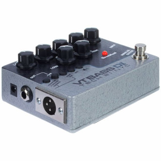 Педаль эффектов для бас-гитары Tech 21 SansAmp Character VT Bass DI Tech 21 SansAmp Character VT Bass DI