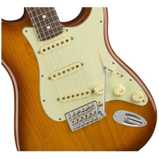 Электрогитара Fender AM Perf Strat RW HB Fender AM Perf Strat RW HB