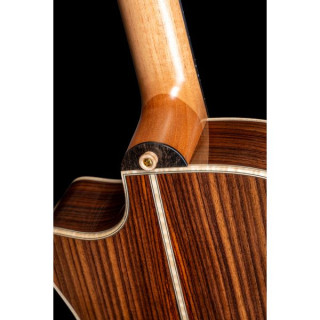 Lakewood A-32 CP Deluxe Lakewood A-32 CP Deluxe