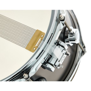 DW 13"x07" SB поверх латунной ловушки DW 13"x07" SB over Brass Snare