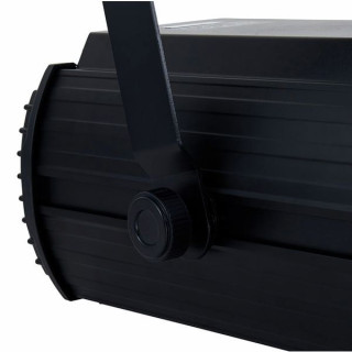 Eurolite LED THA-100F COB 3200K Eurolite LED THA-100F COB 3200K