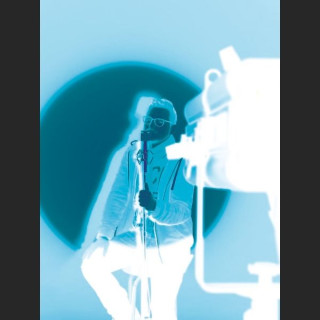 2 x Евролайт LED PFE-100 RGBW Профильный Спойт Набор №627927 2x Eurolite LED PFE-100 RGBW Profile Spot Bundle №627927