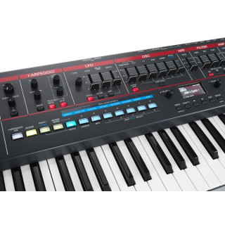 Роланд Юнона-X Roland Juno-X