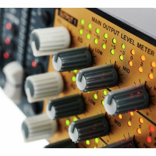 Инсталляционный микшер Tascam MZ-223 Tascam MZ-223