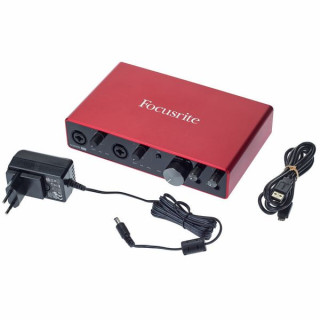 Аудиоинтерфейс Focusrite Scarlett 8i6 3rd Gen Focusrite Scarlett 8i6 3rd Gen