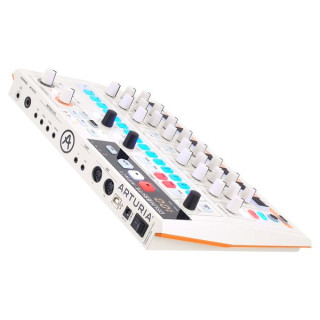 Артурия DrumBrute Impact 1984 Arturia DrumBrute Impact 1984