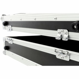 Кейс для синтезатора Flyht Pro Case Roland Jupiter-Xm Flyht Pro Case Roland Jupiter-Xm