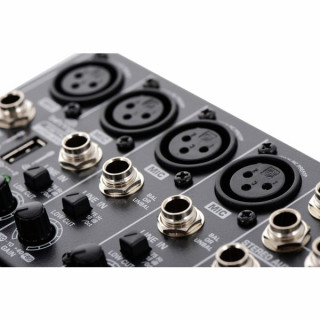 Микшер Behringer Xenyx Q1204USB Behringer Xenyx Q1204USB