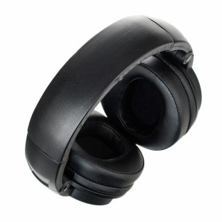 Mackie MC-150 Mackie MC-150