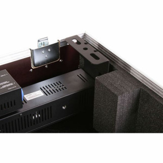 Тон расширяется. Модуль Showtec Sunstrip Thon Exten. Module Showtec Sunstrip