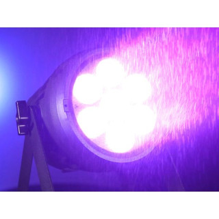 Eurolite AKKU IP PAR 7 QCL CRMX MK2 Eurolite AKKU IP PAR 7 QCL CRMX MK2