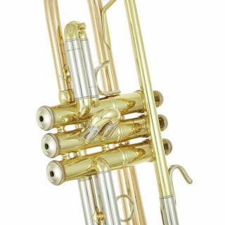 Bach 18072G Bb-Trumpet Bach 18072G Bb-Trumpet