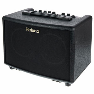 Roland AC-33 Roland AC-33