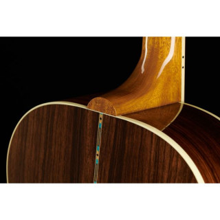 Гибсон J-45 Делюкс Gibson J-45 Deluxe