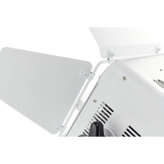 Stairville HL-x180 RGBW WH Stairville HL-x180 RGBW WH