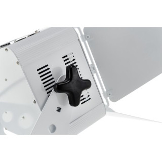 Stairville HL-x180 RGBW WH Stairville HL-x180 RGBW WH