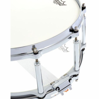 Pearl 14"x6,5" CRB в свободном плавании. Четкий Pearl 14"x6,5" CRB Free Float. Clear